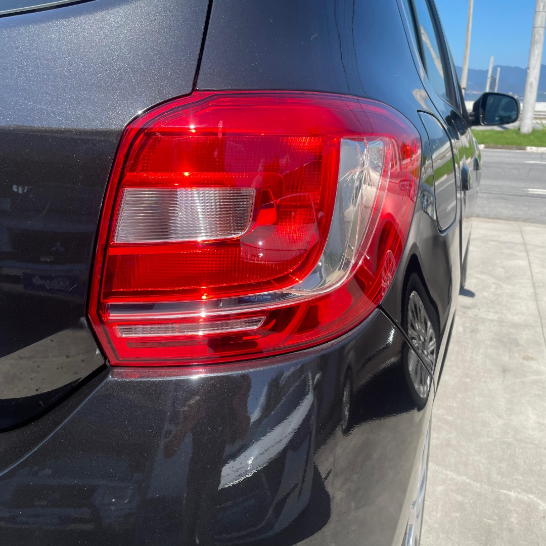 RENAULT Sandero 1.0 16V 4P FLEX EXPRESSION