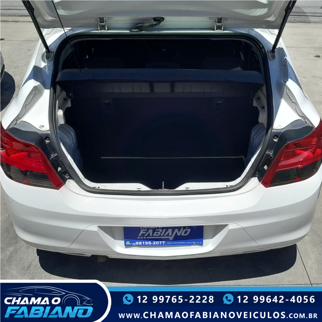 CHEVROLET Onix Hatch 1.0 4P FLEX JOY