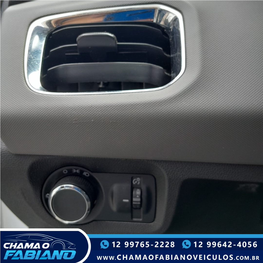 CHEVROLET Onix Hatch 1.0 4P FLEX LT