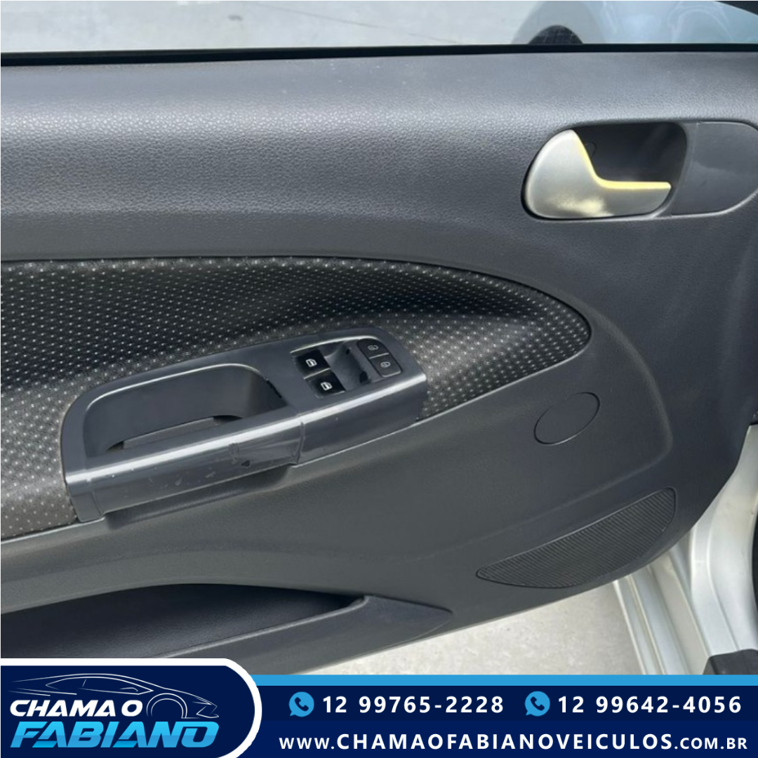 VOLKSWAGEN Gol 1.0 4P TRENDLINE FLEX