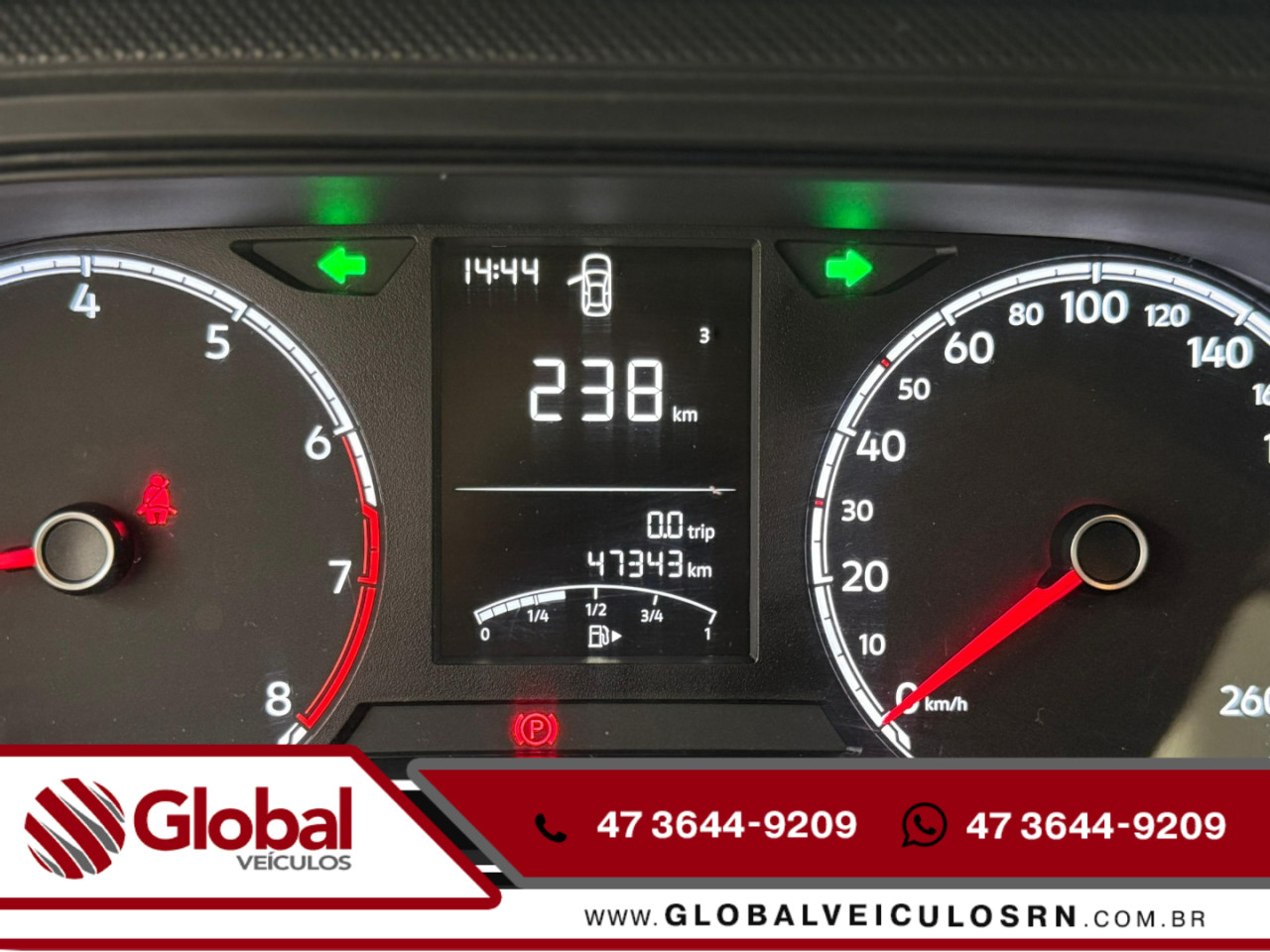 VOLKSWAGEN Polo Hatch 1.0 4P MPI TRACK ROCK IN ROCK