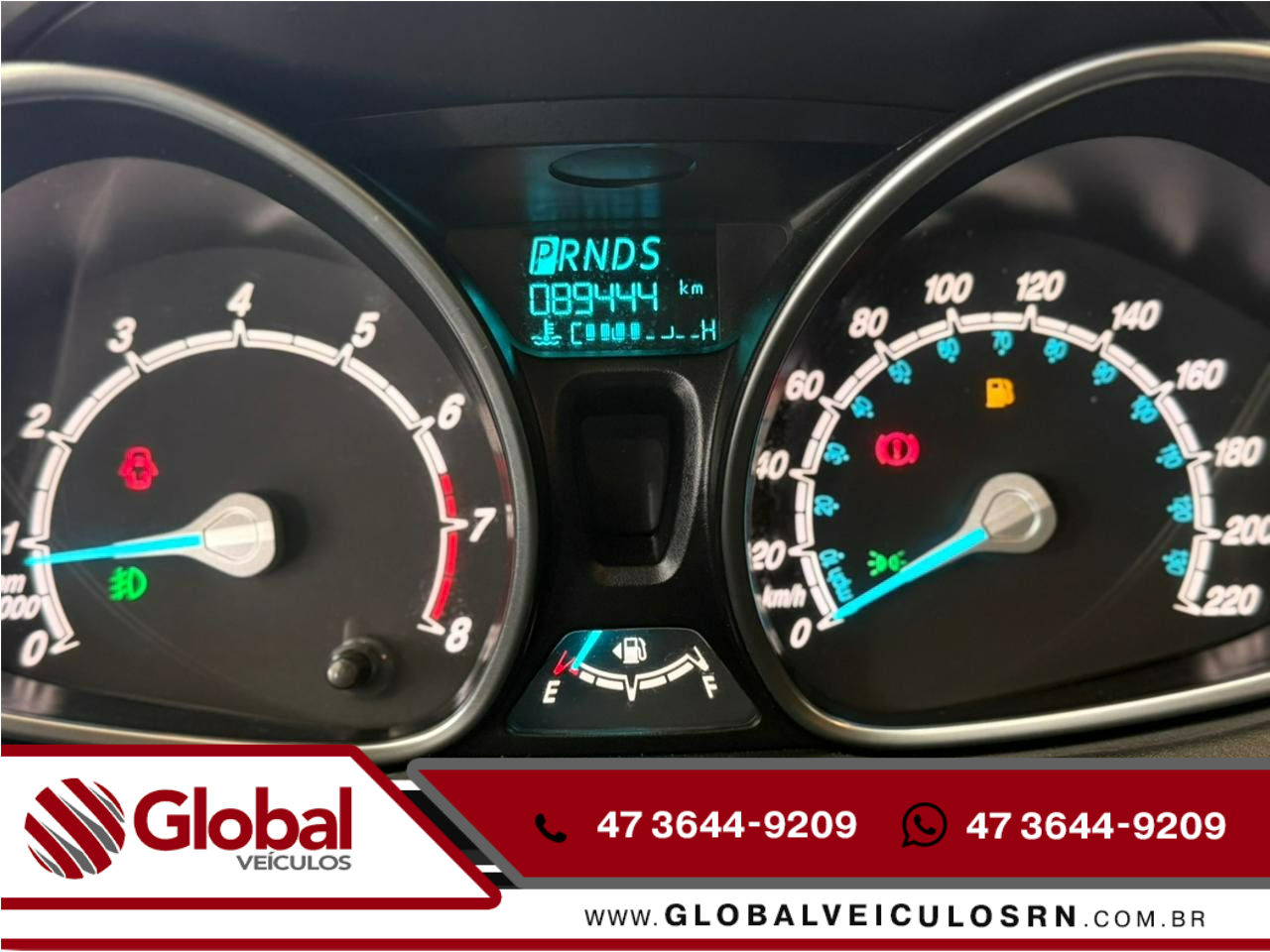 FORD Fiesta Hatch 1.6 16V 4P FLEX TITANIUM POWERSHIFT AUTOMÁTICO