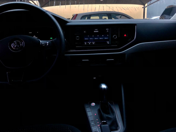 VOLKSWAGEN Polo Hatch 1.0 12V 4P 200 TSI  COMFORTLINE AUTOMÁTICO