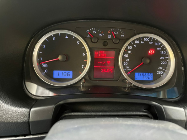 VOLKSWAGEN Golf 1.6 4P TECH FLEX