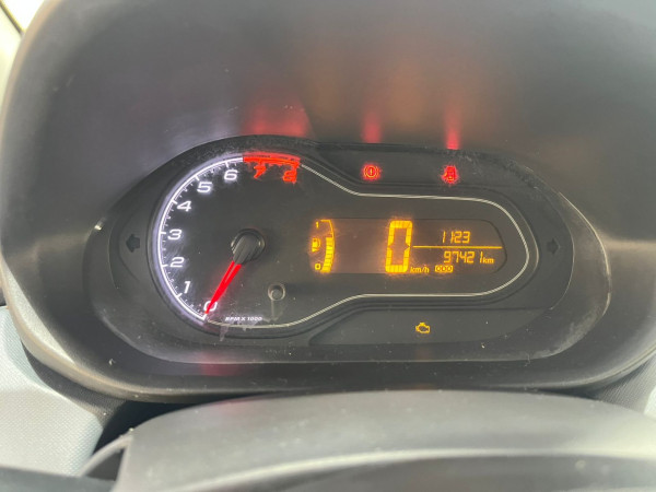 CHEVROLET Onix Hatch 1.0 4P FLEX JOY