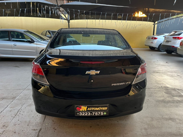 Prisma 1.4 4P LTZ  AUTOMÁTICO
