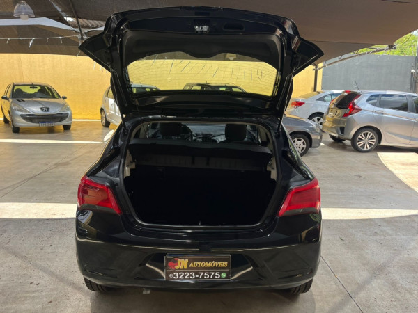 CHEVROLET Onix Hatch 1.0 4P FLEX JOY