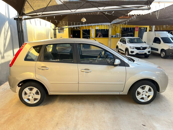 FORD Fiesta Hatch 1.0 4P