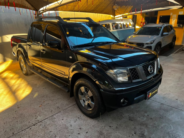 Frontier 2.5 16V 4X4 SV ATTACK TURBO DIESEL CABINE DUPLA AUTOMÁTICO