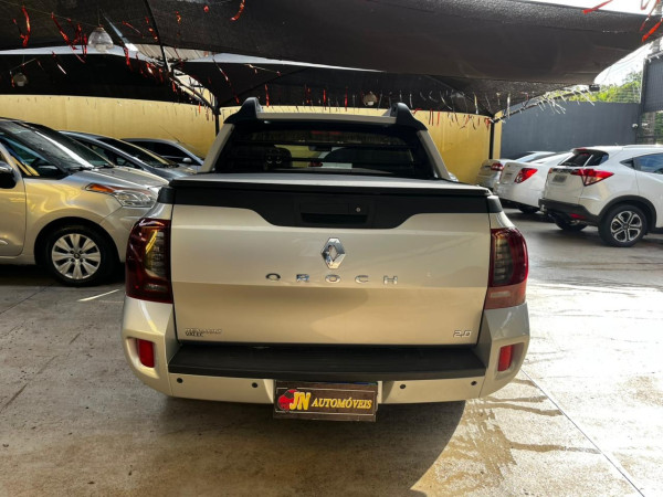 RENAULT Oroch 2.0 16V 4P FLEX DYNAMIQUE