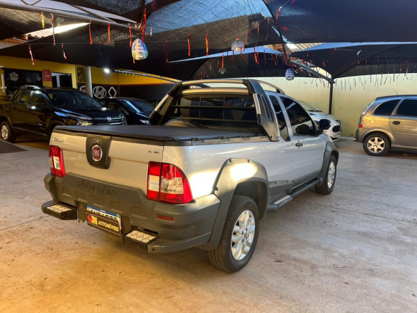 FIAT Strada 1.8 16V FLEX ADVENTURE CABINE ESTENDIDA