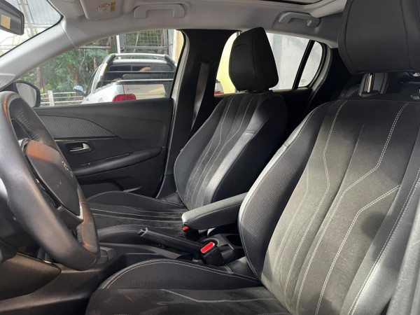 PEUGEOT 208 1.6 16V 4P FLEX GRIFFE AUTOMÁTICO
