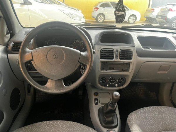 RENAULT Clio Hatch 1.0 16V 4P RT