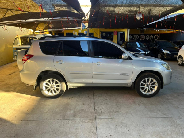 TOYOTA RAV 4 2.0 16V 4P 4WD 4X4 AUTOMÁTICO