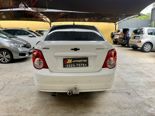 CHEVROLET Sonic Sedan 1.6 16V 4P LT FLEX AUTOMÁTICO