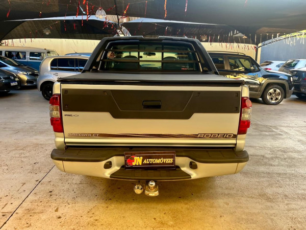 CHEVROLET S10 2.4 RODEIO CABINE DUPLA