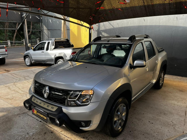 RENAULT Oroch 2.0 16V 4P FLEX DYNAMIQUE