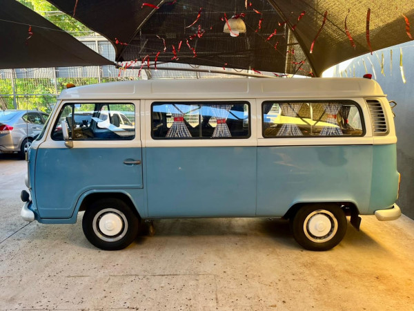 VOLKSWAGEN Kombi 1.6 FURGÃO