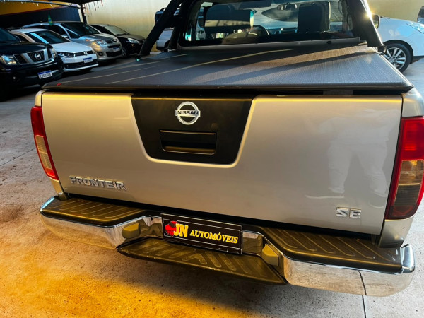 NISSAN Frontier 2.5 SE TURBO DIESEL CABINE DUPLA