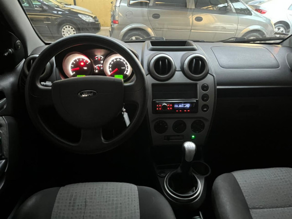 FORD Fiesta Sedan 1.6 4P CLASS FLEX