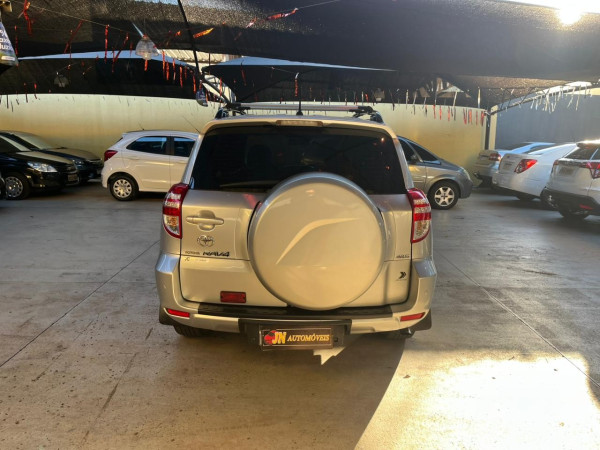 TOYOTA RAV 4 2.0 16V 4P 4WD 4X4 AUTOMÁTICO