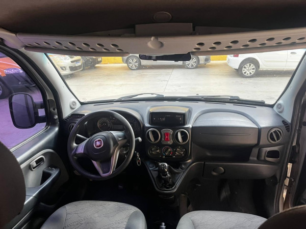 FIAT Doblo 1.8 16V 4P FLEX ESSENCE 7 LUGARES