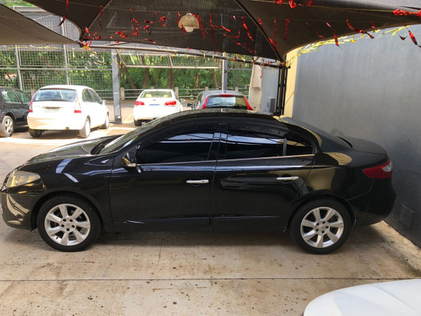 RENAULT Fluence 2.0 16V 4P FLEX PRIVILÉGE AUTOMÁTICO