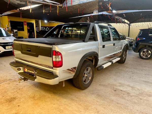 CHEVROLET S10 2.4 RODEIO CABINE DUPLA