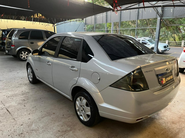 FORD Fiesta Sedan 1.6 4P CLASS FLEX