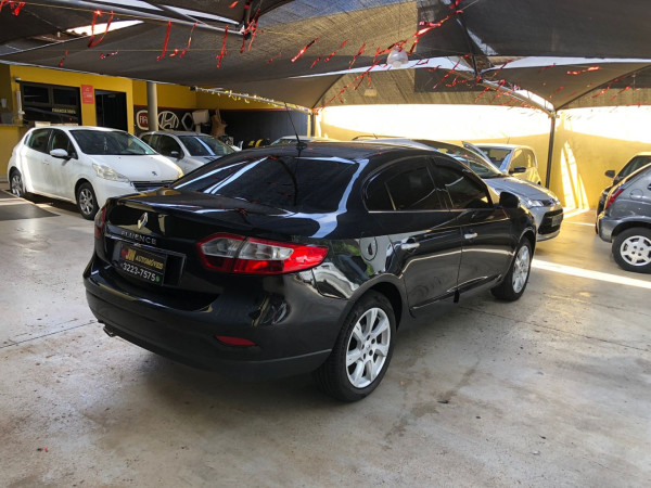 RENAULT Fluence 2.0 16V 4P FLEX PRIVILÉGE AUTOMÁTICO