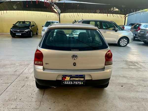 VOLKSWAGEN Gol 1.0 4P G4 FLEX