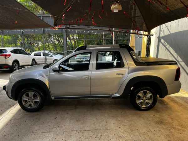 RENAULT Oroch 2.0 16V 4P FLEX DYNAMIQUE