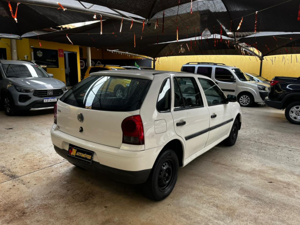 VOLKSWAGEN Gol 1.0
