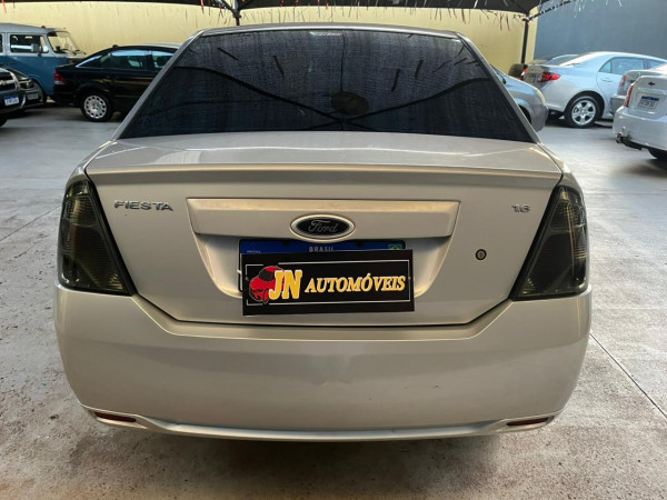 FORD Fiesta Sedan 1.6 4P CLASS FLEX