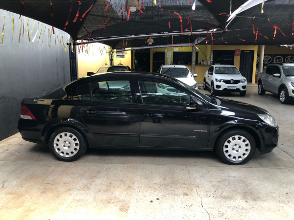 CHEVROLET Vectra Sedan 2.0 4P EXPRESSION