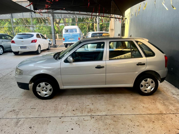 VOLKSWAGEN Gol 1.0 4P G4 FLEX