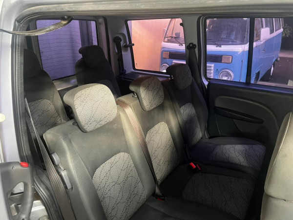FIAT Doblo 1.8 16V 4P FLEX ESSENCE 7 LUGARES