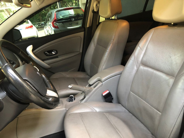 RENAULT Fluence 2.0 16V 4P FLEX PRIVILÉGE AUTOMÁTICO