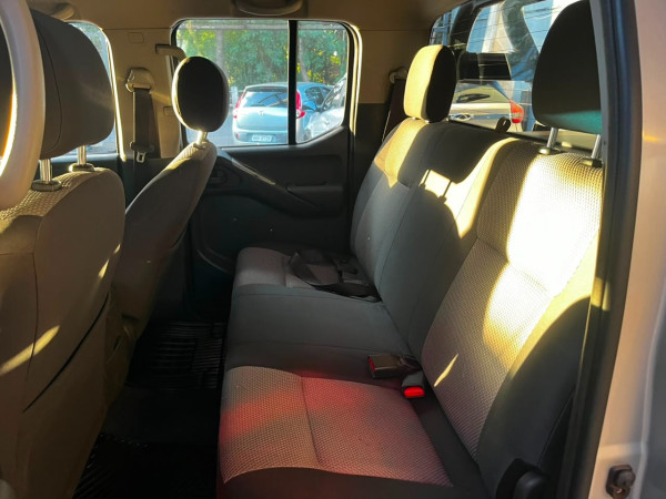 NISSAN Frontier 2.5 SE TURBO DIESEL CABINE DUPLA