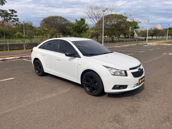 Cruze Sedan 1.8 16V 4P LT ECOTEC FLEX AUTOMÁTICO