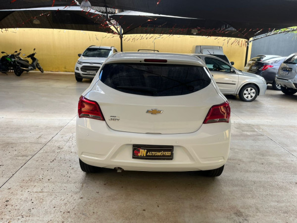 CHEVROLET Onix Hatch 1.0 4P FLEX JOY