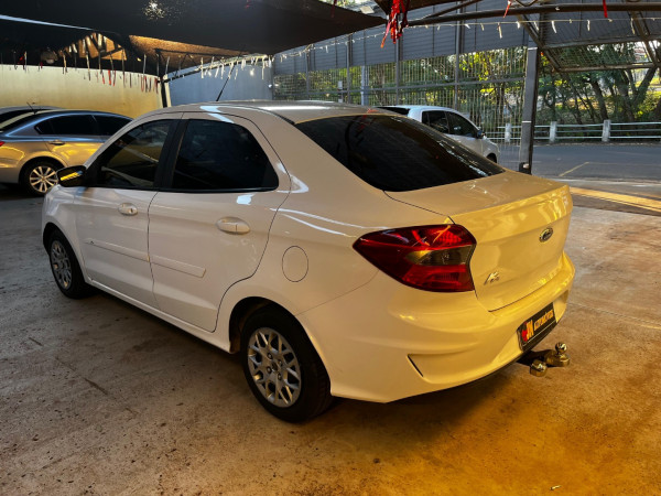 FORD Ka + Sedan 1.5 12V 4P TI-VCT SE FLEX