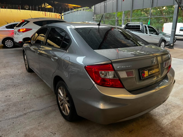 HONDA Civic 1.8 16V 4P FLEX LXL AUTOMÁTICO