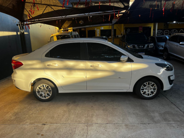 FORD Ka + Sedan 1.5 12V 4P TI-VCT SE FLEX