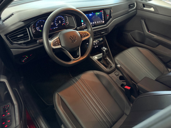 VOLKSWAGEN Nivus 1.0 4P FLEX 200 TSI HIGHLINE TURBO AUTOMÁTICO