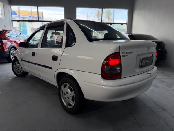 CHEVROLET Classic Sedan 1.0 4P FLEX SPIRIT