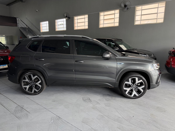 VOLKSWAGEN Taos 1.4 16V 4P FLEX 250 TSI HIGHLINE AUTOMÁTICO