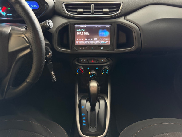 CHEVROLET Onix Hatch 1.4 4P FLEX LT AUTOMÁTICO