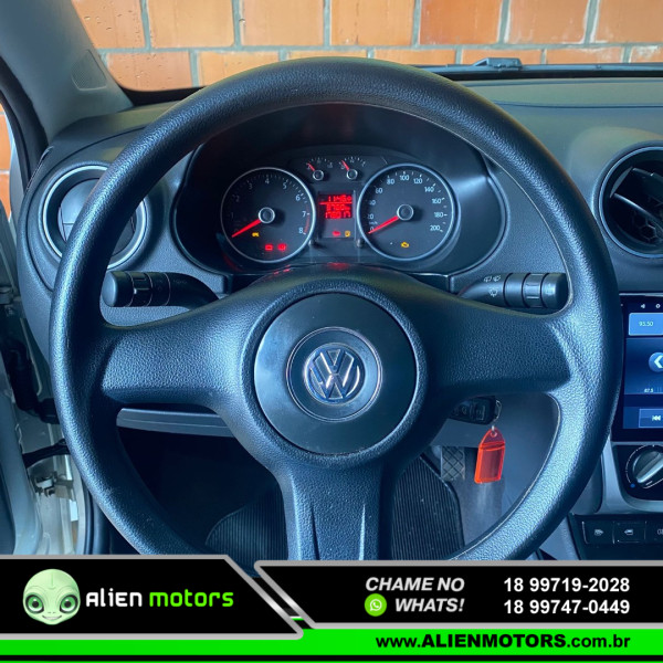 VOLKSWAGEN Gol 1.0 MI 4P