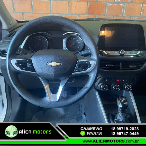 CHEVROLET Onix Hatch 1.0 4P FLEX